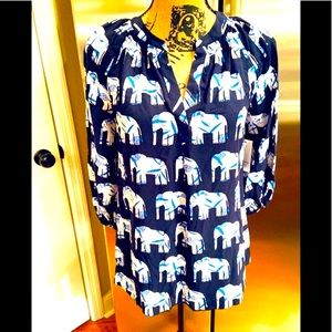 🌼 NWT  Love me Some Crown & Ivy NWT Elephants Blue & Black top Size XS 💐